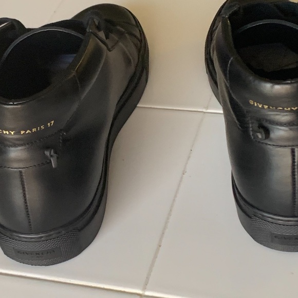 Givenchy, Men's Black Urban Street High-top Sneakers, size 43 - Picture 8 of 12